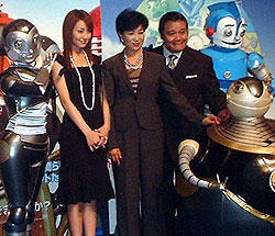 小学生記者に草なぎタジタジ。「ロボッツ」プレミア試写会