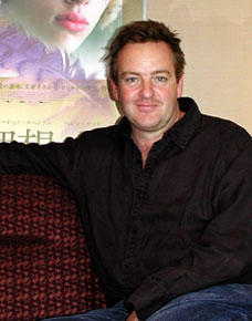 華やかな2大女優が共演する「理想の女」を、監督が語る