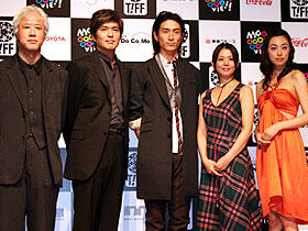 小泉今日子、独身宣言？「雪に願うこと」会見