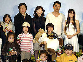 狐を通して親子の絆描く「子ぎつねヘレン」完成