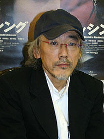 苦しみ抜いた末の新たな一歩。「バッシング」の小林政広監督