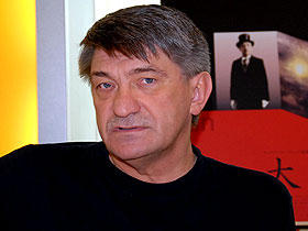 「太陽」のソクーロフ監督、昭和天皇を語る