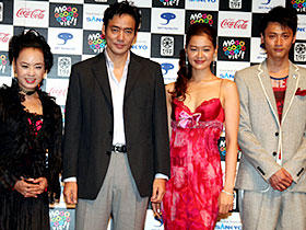 女性主導のもと作られた「TANNKA 短歌」 （左から）阿木耀子監督、村上弘明、黒谷友香、黄川田将也