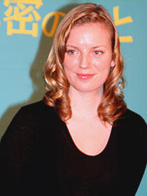 「パメラ・アンダーソンにはならない」サラ・ポーリー、新作で来日