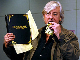 鬼才ポール・バーホーベン監督、7年ぶりの来日「ブラックブック」