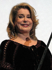 10年ぶりの来日の果たした 大女優カトリーヌ・ドヌーブ