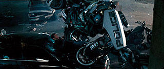 スピルバーグ＆ベイ監督「トランスフォーマー」の劇中画像を初公開！