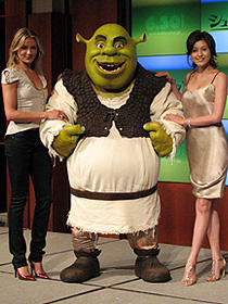 キャメロン＆紀香の日米フィオナ姫が華麗な2ショット「シュレック3」