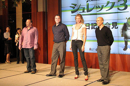 キャメロン＆紀香の日米フィオナ姫が華麗な2ショット「シュレック3」