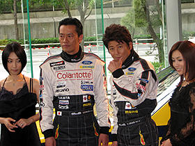 哀川、遠藤も“丸い”中年オヤジになりました （左から）MEGUMI、遠藤憲一、哀川翔、酒井法子