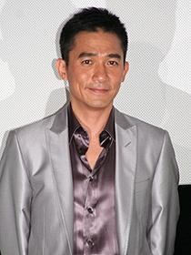 トニー・レオン緊急来日。中越沖地震被災者へメッセージも