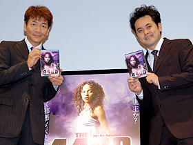 （左から）“サンディ”上田晋也と“ターニャ”有田哲平