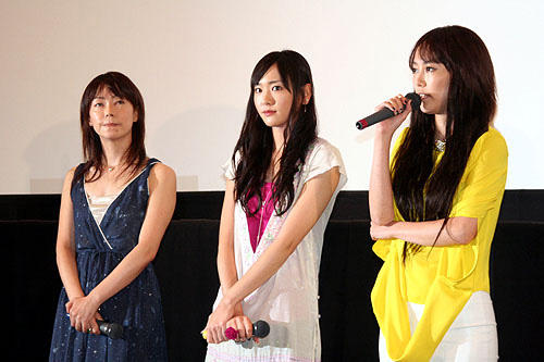 ガッキーが“初体験”で泣いちゃった！「恋するマドリ」完成披露