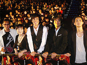 続編は「スキヤキ・アマゾネス」？「ジャンゴ」初日舞台挨拶