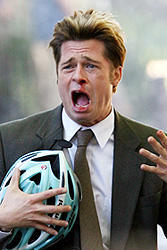 ブラッド・ピットもバイク事故？最新出演作のメイキング写真を初公開