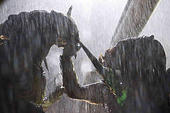 「プレデター」×「エイリアン」＝「プレデリアン」。「AVP2」に登場