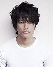 松山ケンイチが悪魔系デスメタルバンドのボーカルに！「DMC」実写映画化