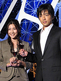 大沢たかお＆竹内結子も感動！東京ミッドタウンXmasライトアップ