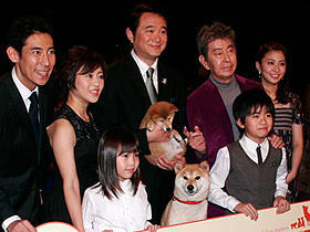 船越英一郎が名犬との別れに号泣！「マリと子犬の物語」初日