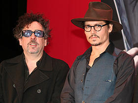 ジョニー・デップ、自分の歌声に思わず吹き出す!?「スウィーニー・トッド」会見