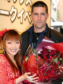 「LOST」のジャックが初来日！山田まりやは「いい香りがする」と興奮？