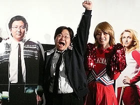 サプライズゲストに“マシ・オカ”登場!?「HEROES」ぶっ通し試写会