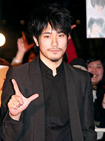 松山ケンイチ、ジョニー・デップに触発されてファンに出血大サービス！