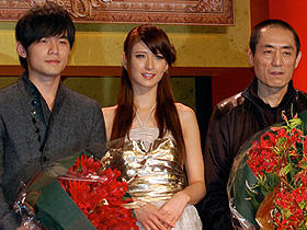 リア・ディゾンがジェイ・チョウに熱視線！「王妃の紋章」会見