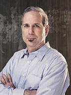 ストで人生に決断。「24」クリエイターのジョエル・サーナウが降板