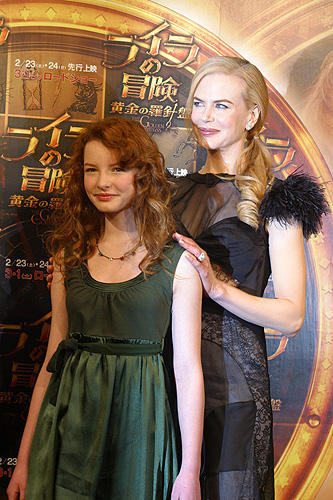 妊娠5カ月のニコール・キッドマン、幸せオーラを振りまいて来日！