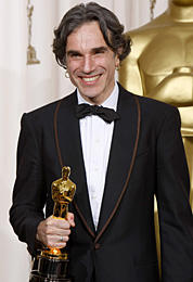 アカデミー主演男優賞は「ゼア・ウィル・ビー・ブラッド」のデイ＝ルイス