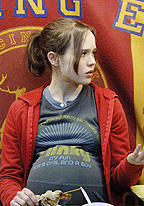 「JUNO」のエレン・ペイジ、サム・ライミ監督の新作ホラーを降板