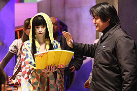 中川翔子「ゲゲゲの鬼太郎」で妖怪に。目玉のおやじ、ギザカワユス！