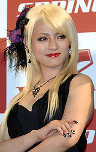 実写版「ヤッターマン」はアニメそのまま!?製作発表で監督、キャスト勢揃い