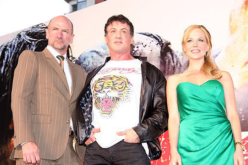 スタローンが綾瀬はるかにファイティング指導。「ランボー」ジャパンプレミア