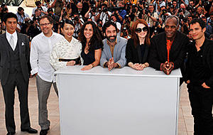 豪華顔ぶれに、報道陣の数も凄い