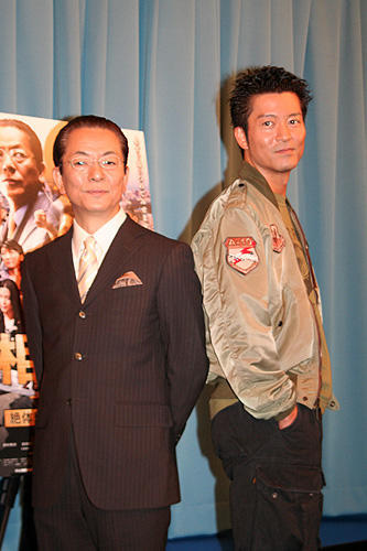 動員300万人突破の「相棒」。水谷豊、寺脇康文らが凱旋舞台挨拶