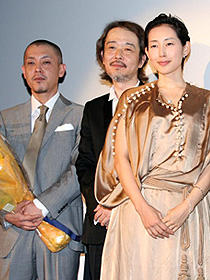 橋口亮輔監督、6年ぶりの新作「ぐるりのこと。」初日に感無量！