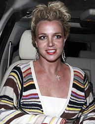 ブリトニー・スピアーズが、ロンドン路上で新曲PV撮影