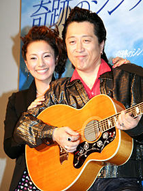 結婚10年でもアツアツな2人