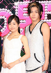 武道館にイケメン4人組「F4」が集結