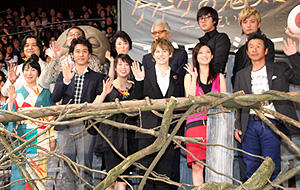 豪華キャストの妖怪変化をお楽しみあれ