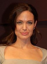 アンジェリーナ・ジョリー主演「検屍官」シリーズに新人女性脚本家が決定