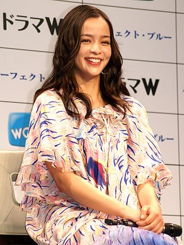 加藤ローサ“最優秀演技賞”の犬にご褒美