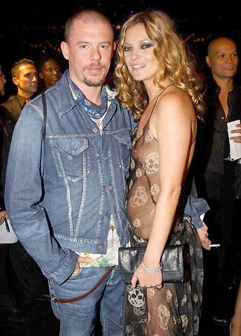 英デザイナー、アレキサンダー・マックイーンが40歳で死去