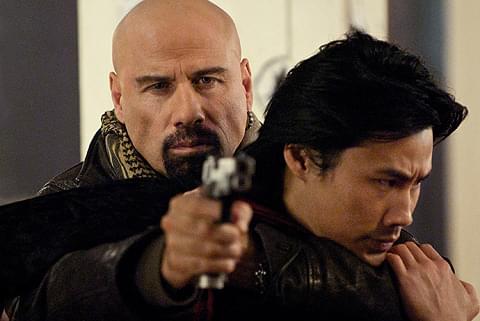 「パリより愛をこめて」ジョン・トラボルタの強烈スキンヘッド！