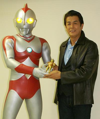 長谷川初範、30年前の自分に「息子みたい」 「ウルトラマン80」5月よりCS初放送