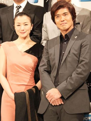 鈴木京香、女刑事の役作りは「やさぐれ刑事」「野獣刑事」