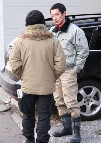 役になりきっており気づかない地元の人もちらほら