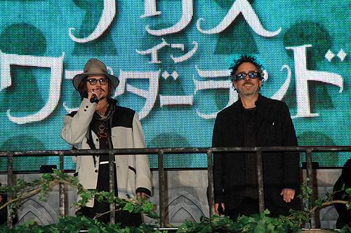 “1日だけ”ジョニー・デップに、ファン3800人が熱視線